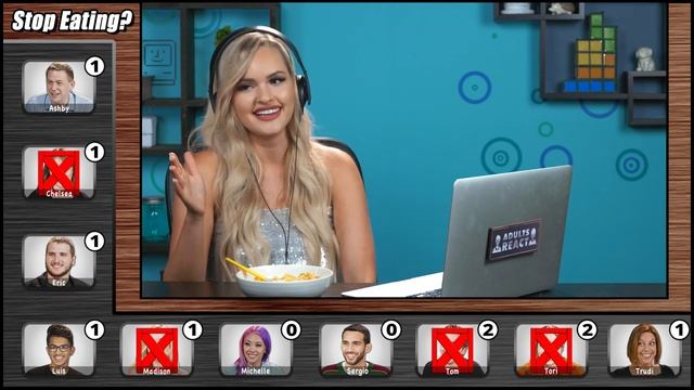 Adults React To Try To Keep Eating While Watching Challenge смотреть онлайн