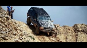 Jeep Grand Cherokee 5.2 V8 ZJ «The OffRoad Monster»