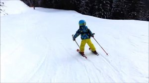 Ребенок 3 года на лыжах