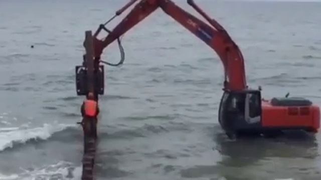 Замена волнорезов смотреть онлайн