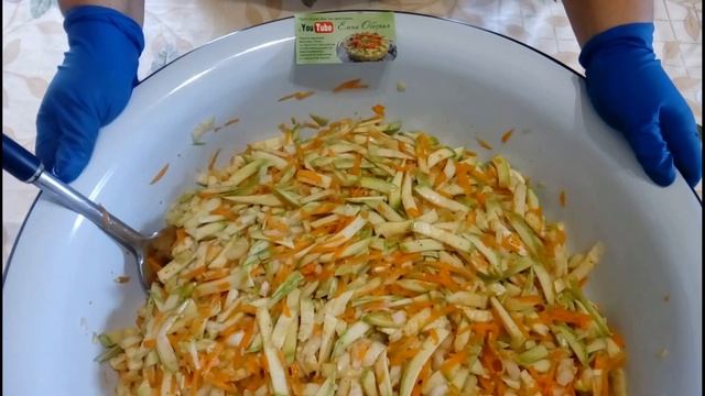 Безумно Вкусный Салат на Зиму ! Кабачки в Майонезе с Морковью и Специями ! смотреть онлайн