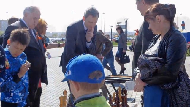 ШАХМАТЫ ДЛЯ ДЕТЕЙ ОМСК СТУДИЯ МАСТЕР смотреть онлайн