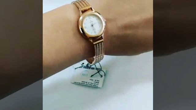 Шикарные! Женские золотые часы на браслете от производителя. смотреть онлайн