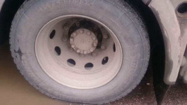 Ленивец на MAN TGA поднимается не всегда. А на сколько его можно разгрузить? смотреть онлайн