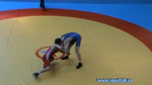 ЦФО по вольной борьбе среди юниоров. смотреть онлайн