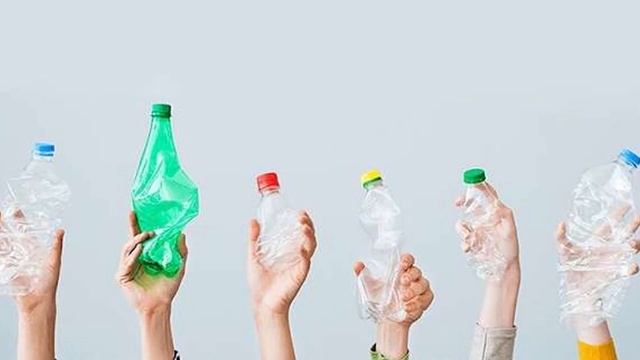 Почему нельзя пить воду из пластиковой бутылки пролежавшей в разгоряченной машине смотреть онлайн