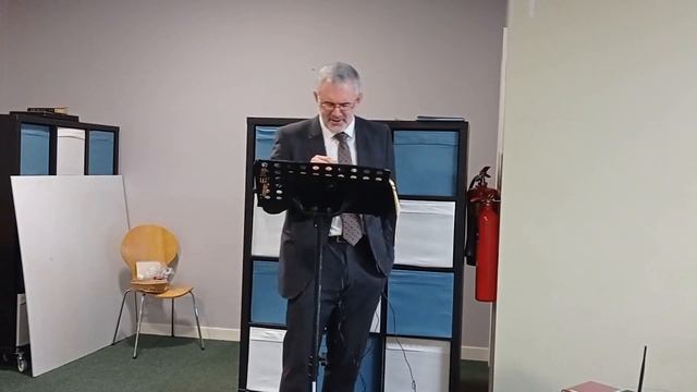 A Tale of Two Kingdoms (again!) - 2 Samuel 2:11-3:39 смотреть онлайн