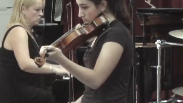 Girl playing Minuet by Boccherini смотреть онлайн