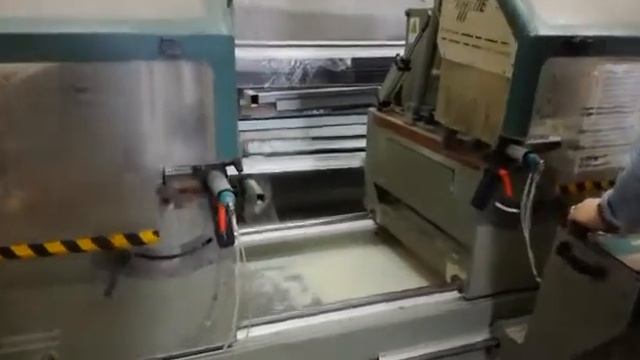 EMMEGI GRAFITE MAGIC NEW 500 TU/5 Двухголовочная пила для алюминия и ПВХ смотреть онлайн