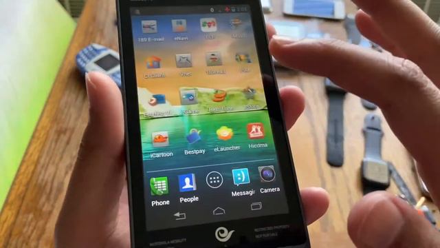 Motorola RAZR V XT889 PROTOTYPE | Ultra Rare Phone | The Review It Never Got смотреть онлайн