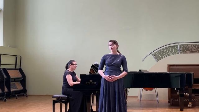 Ц. Кюи, сл. Панова «Тучка», р.н.п. в обр. А. Гурилёва «У ворот девка стоит» смотреть онлайн