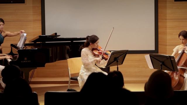 Astor Piazzolla - Libertango / Trio Aube (piano,violin,cello) смотреть онлайн