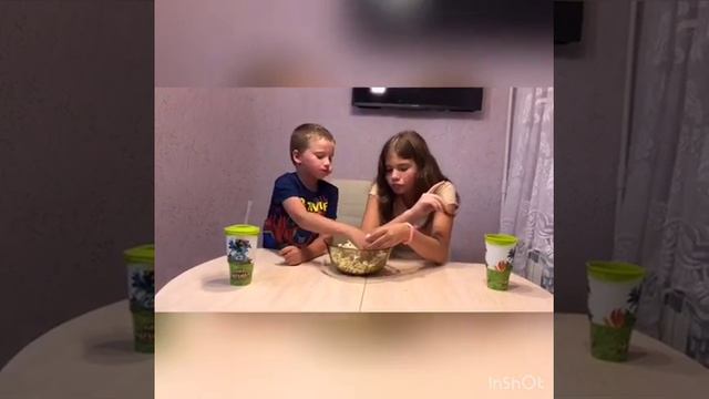 Не запивай челендж!!!! Едим попкорн смотреть онлайн