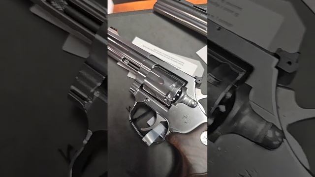 Colt King Cobra and python 357 #colt смотреть онлайн