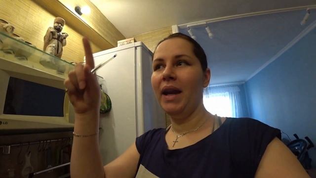 VLOG | Порезала палец | Готовлю Дипломат | Первое купание в стульчике смотреть онлайн