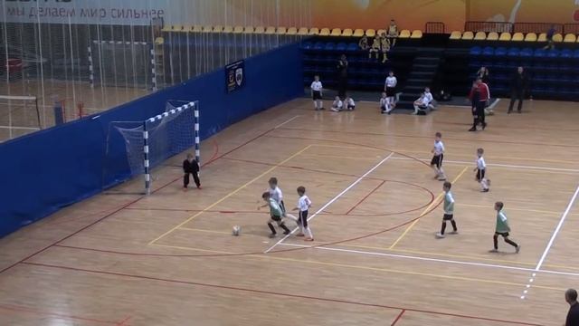 Спутник - ДЮСШ-Теплозон (Невьянск) (2 тайм) смотреть онлайн