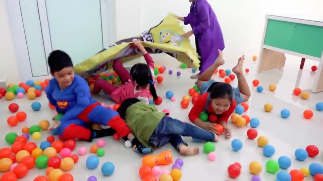 SuperHero Kids Go To School Learn Colors with Towel Colours Are You Sleeping Nur смотреть онлайн