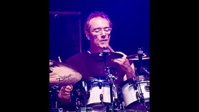 Robben ford ,Adam Holzman & Vinnie Colaiuta - 1986 Hop Singh's LA смотреть онлайн