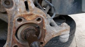 Как заменить подшипник передней ступицы на Subaru