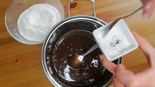 Как приготовить шоколадные капкейки, маффины // простой рецепт шоколадных кексов смотреть онлайн