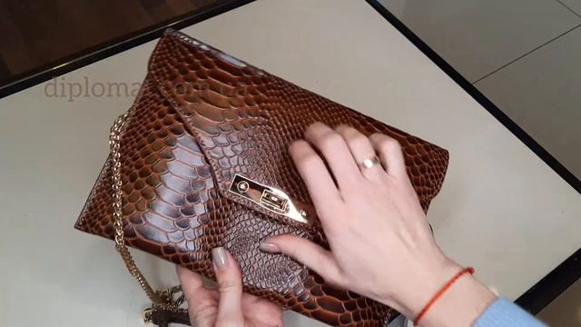 КЛАТЧ ЖЕНСКИЙ TERGAN 79475 КОНВЕРТОМ КОЖАНЫЙ НА ЦЕПОЧКЕ TABA PYTHON КОРИЧНЕВЫЙ смотреть онлайн