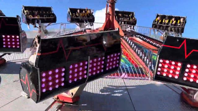 Michael Barker’s High Roller - Nottingham Goose Fair 2022 смотреть онлайн