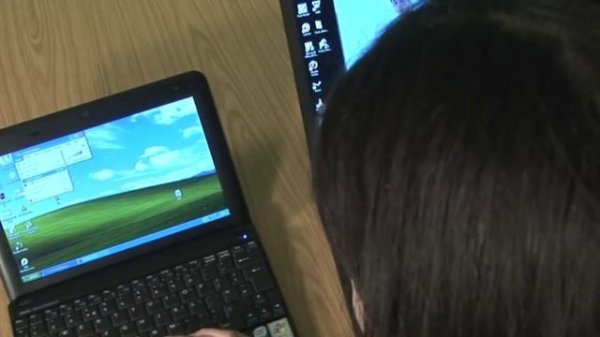 Stream video to another PC with VLC Player