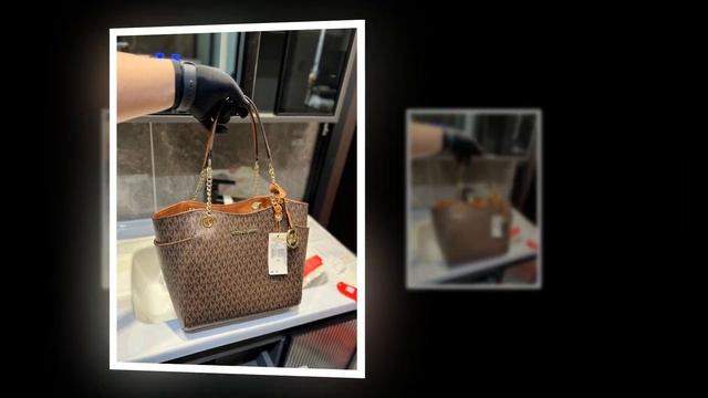 Từi nữ Versace Đồng giá: 1 túi 1.789.000 đ/ bộ 3 : 2 túi + 1 ví : 2.950.000 đ   Zalo 0982872312