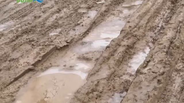 В Конаково внутриквартальные дороги утопают в грязи смотреть онлайн