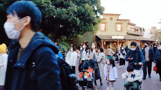 Tokyo Disneyland (Part 4) смотреть онлайн