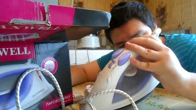 утюг MAXWELL STEAM IRON MW-3003 смотреть онлайн
