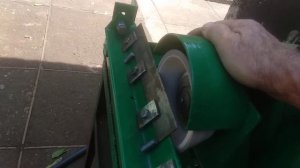 Станок для заточки ножей измельчителя , фуганка , рейсмуса своими руками .