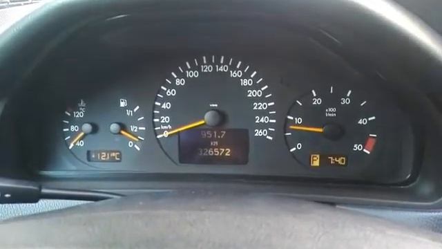 Нестабильные обороты E220 W210 2002