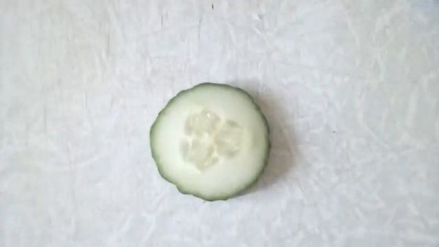 кормление СОМИКА и АМПУЛЯРИЙ тыквой и огурцом смотреть онлайн