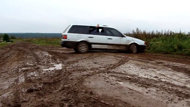 VW Passat полностью в грязи! Краш-тест! смотреть онлайн