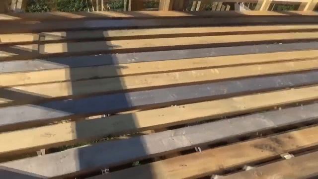 Строим маленький каркасный дом на сваях, для проживания, своими руками (ч. 13). Строительные леса смотреть онлайн