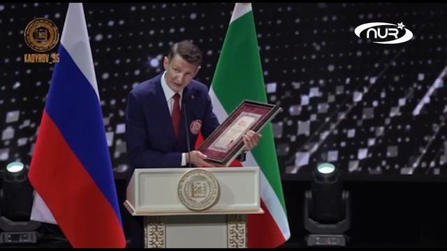 Кадыров попал в книгу рекордов России. И претендует на Гиннесса! смотреть онлайн