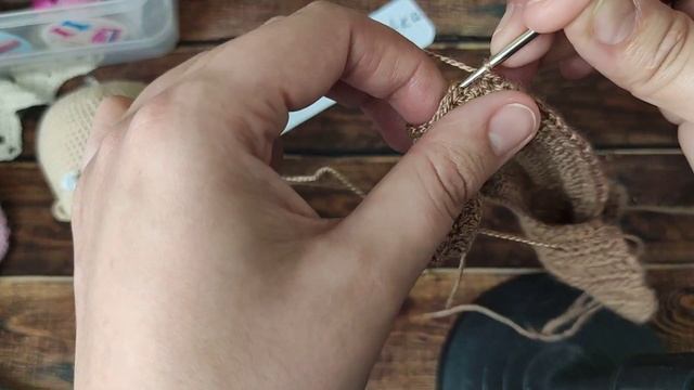 Курс "Вязаная одежда для кукол и игрушек". УРОК 7. Рукав крючком. смотреть онлайн