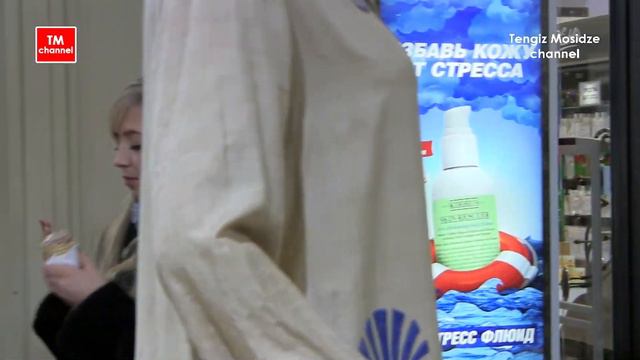 Moscow GUM is 120 years old, but its ice cream, according to many, is still the best in Russia. смотреть онлайн