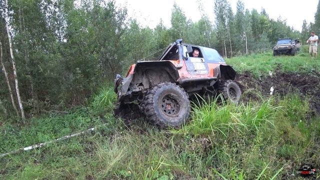 Wrangler на Unimog (44) и Laplander (38) мостах. Поездка к в рабочие посёлки - продолжение...