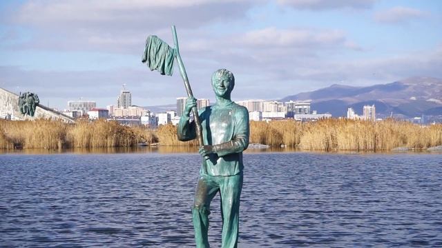 Где часто тонут туристы в Черном море? Новороссийск. Смертельно опасная достопримечательность. смотреть онлайн