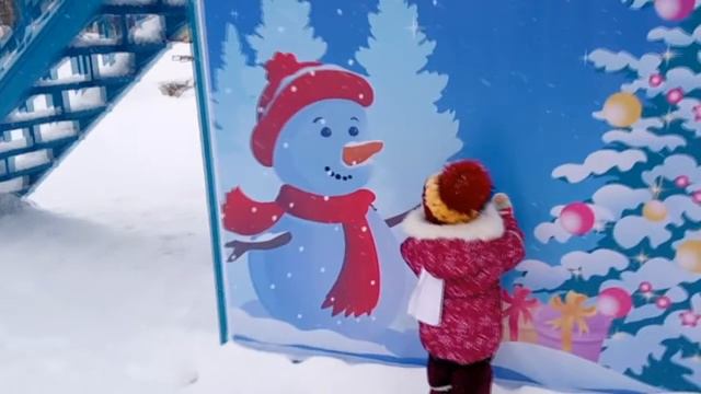 Катание с горки на ватрушке!Знакомство со снеговиком! смотреть онлайн