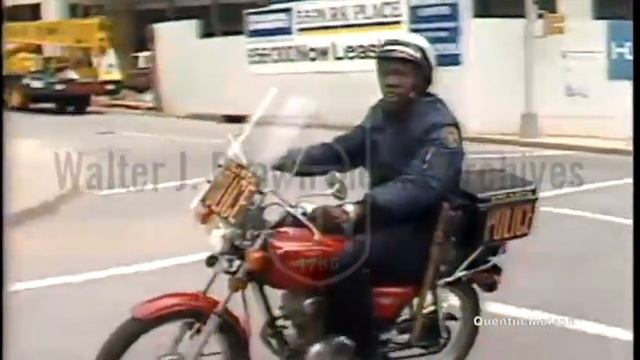 Atlanta Police Mopeds Continually Break Down (April 22, 1982) смотреть онлайн