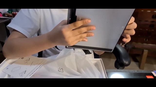 Our 1st ? UNBOXING: 2020 Huion Kamvas 13 ??️ #11Vog смотреть онлайн
