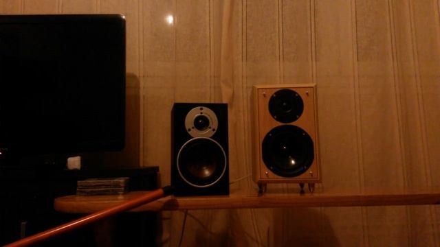 Marantz PM5005 SCD-XE800 Eltax Monitor 3 Dali Zensor 1