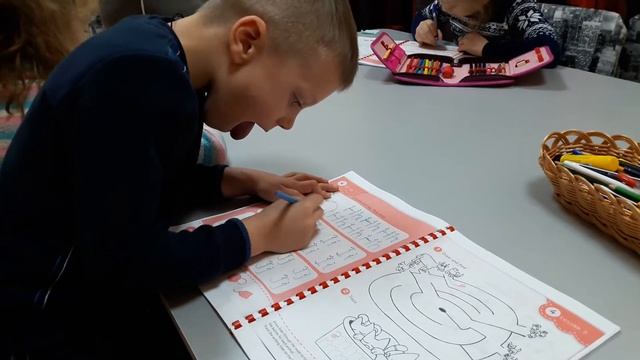 EnglishRoomAlushta: учимся писать буквы английского алфавита смотреть онлайн