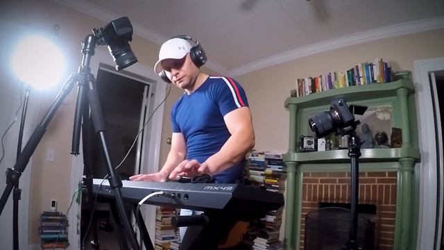 Yamaha MX-49 Synthesizer - Electronic Dance Music (EDM) - Kenny Luck смотреть онлайн