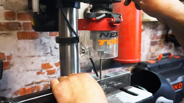 ШИКАРНАЯ САМОДЕЛКА ИЗ ГАЗОВОГО БАЛЛОНА И ПРОФИЛЬНОЙ ТРУБЫ. СДЕЛАЙ САМ. смотреть онлайн