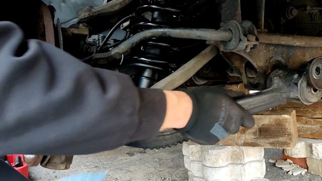 ML W163 Rear Springs & Shocks Ultimate Guide - torque specs, service manual WIS смотреть онлайн