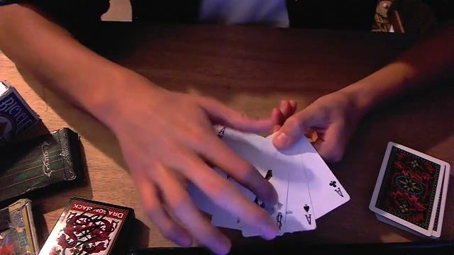 3 Card Monte Card Trick Version 3 Revealed (Dissapearing Cards) Tutorial смотреть онлайн